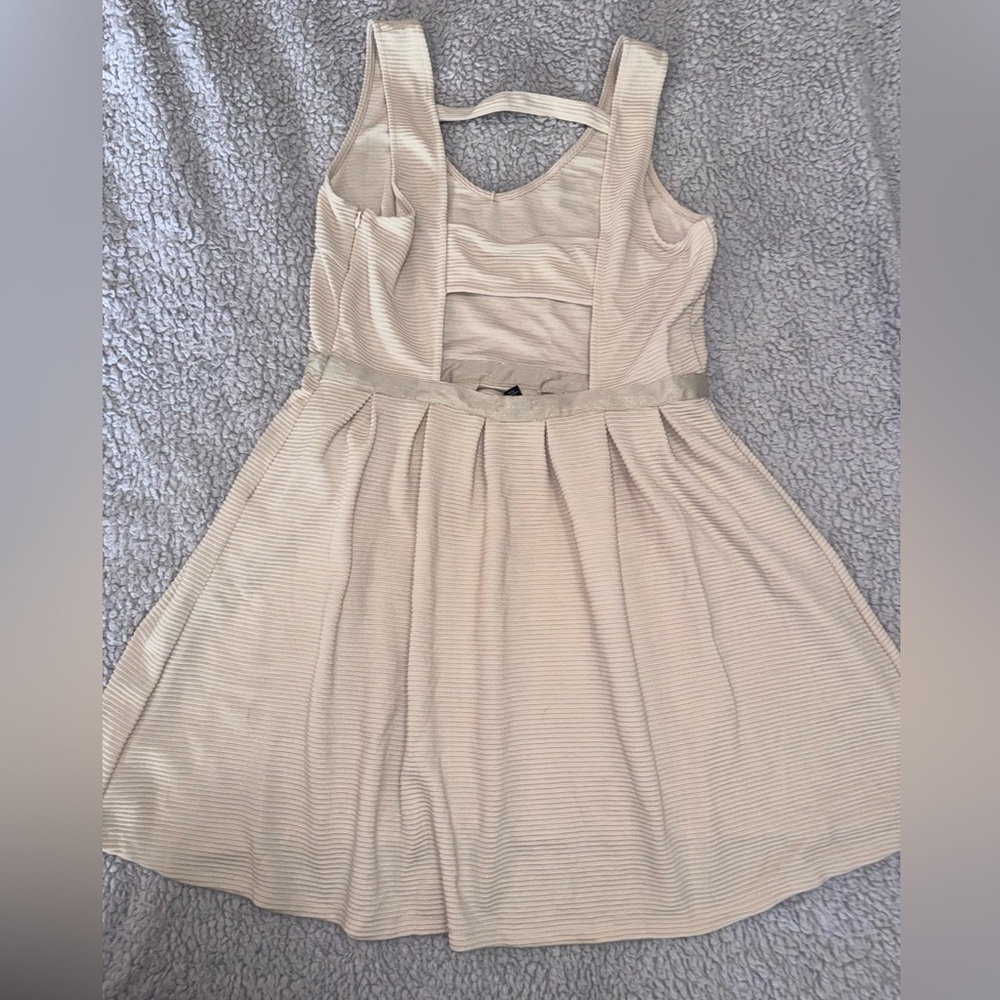 American Eagle Outfitters Cream Sleeveless Halter Sundress - Picture 4 of 4